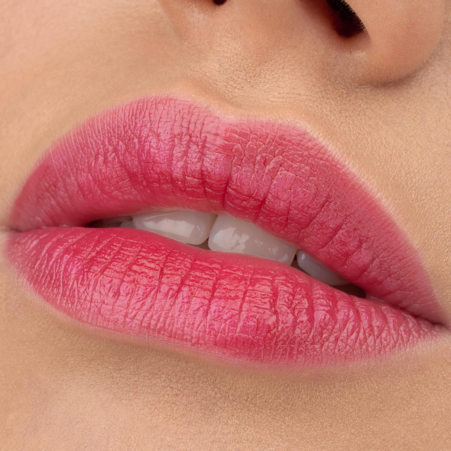 815MfEVrJUL._SL1500_ essence | What a Tint! Lip & Cheek Tint | Long-Lasting Liquid Blush & Lip Stain | Non-Sticky & Kiss-Proof | Vegan & Cruelty Free